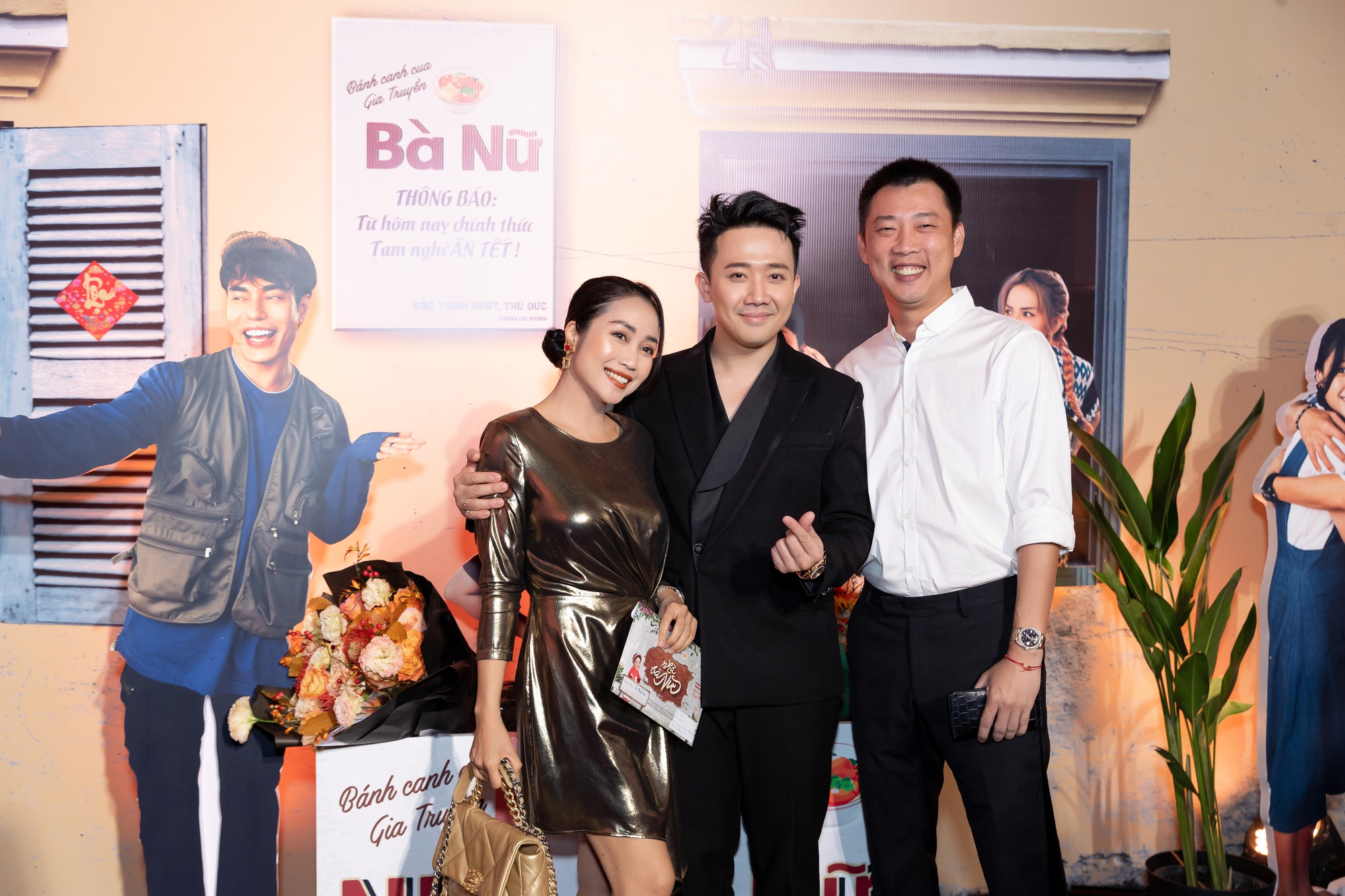 Nghệ sĩ Việt tụ hội ch&uacute;c mừng Trấn Th&agrave;nh ra mắt &ldquo;Nh&agrave; b&agrave; Nữ&rdquo; - Ảnh 12.