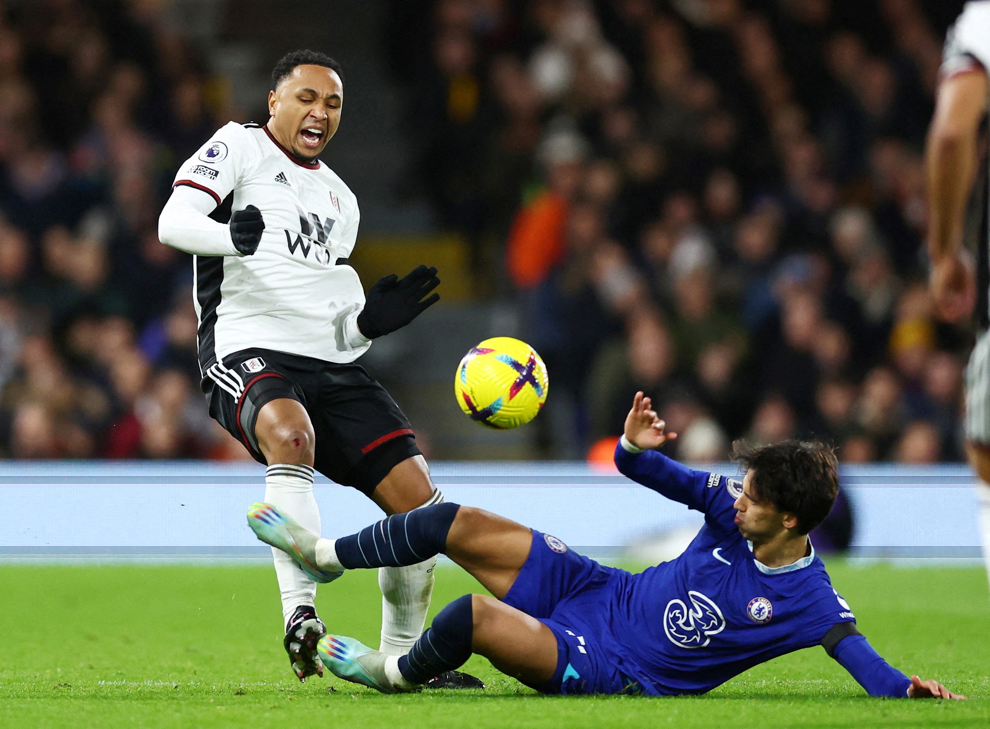T&acirc;n binh Joao Felix nhận thẻ đỏ ng&agrave;y ra mắt, Chelsea thua thảm Fulham - Ảnh 2.