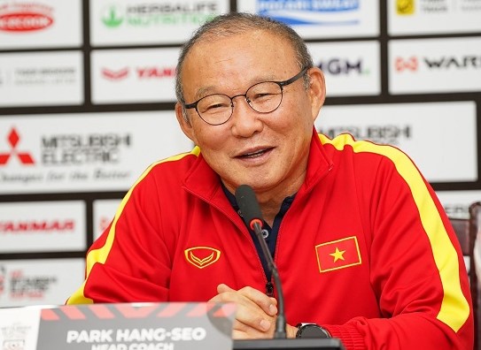 Việt Nam h&ograve;a nghẹt thở Th&aacute;i Lan tại Chung kết lượt đi AFF Cup - Ảnh 4.