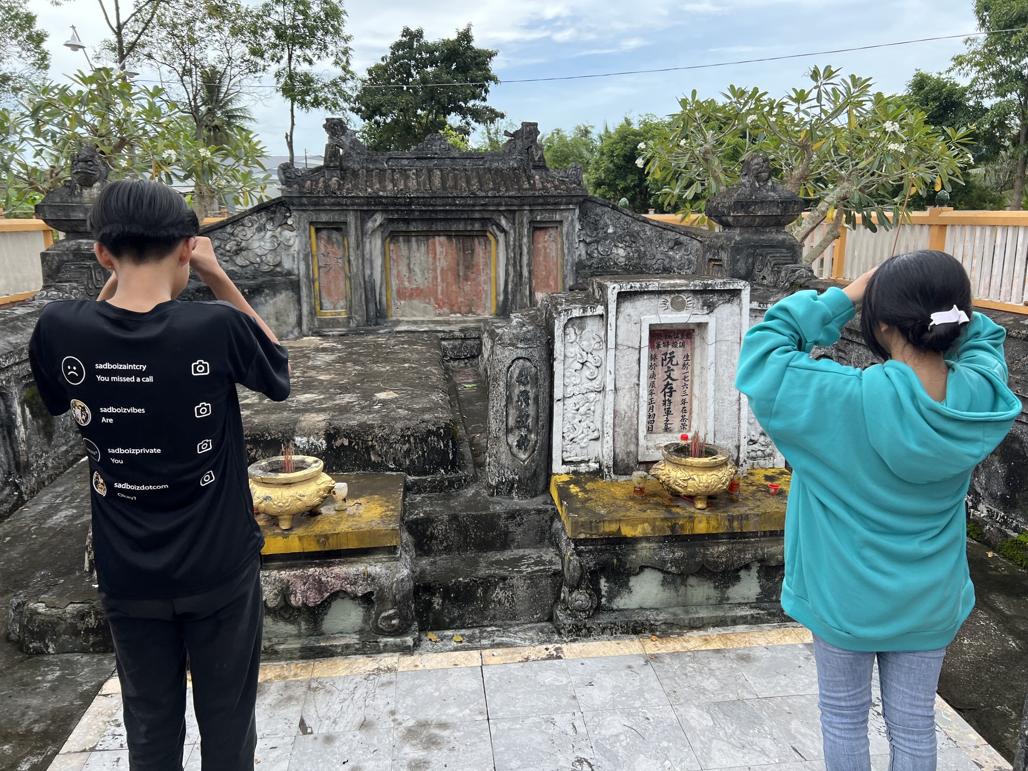 Ng&agrave;y xu&acirc;n, viếng Lăng &ocirc;ng Tiền qu&acirc;n Thống chế Điều b&aacute;t - Ảnh 7.