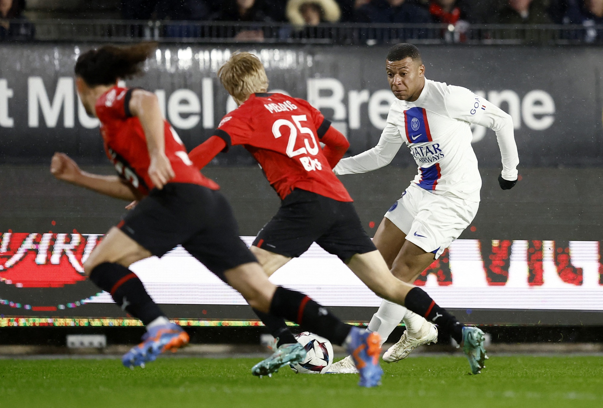 PSG vẫn trắng tay dù có bộ 3 Messi, Neymar, Mbappe - Ảnh 4.