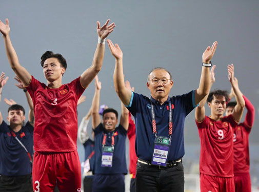 Rộ tin HLV Park Hang-seo làm việc tại V-League