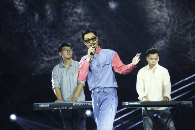 Mỹ T&acirc;m niềm vui nh&acirc;n đ&ocirc;i trong Hoa xu&acirc;n ca ch&agrave;o năm mới - Ảnh 4.