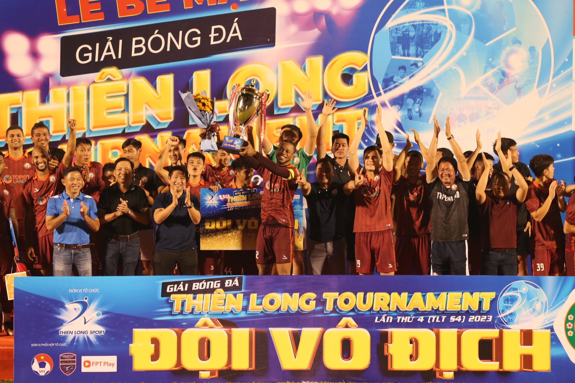 TopenLand Bình Định thắng dễ Hà Tĩnh, vô địch Thiên Long Tournament 2023