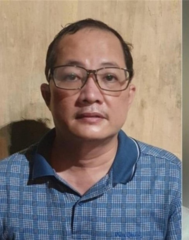 Bộ C&ocirc;ng an bắt 2 Ph&oacute; Gi&aacute;m đốc Bệnh viện TP Thủ Đức - Ảnh 1.