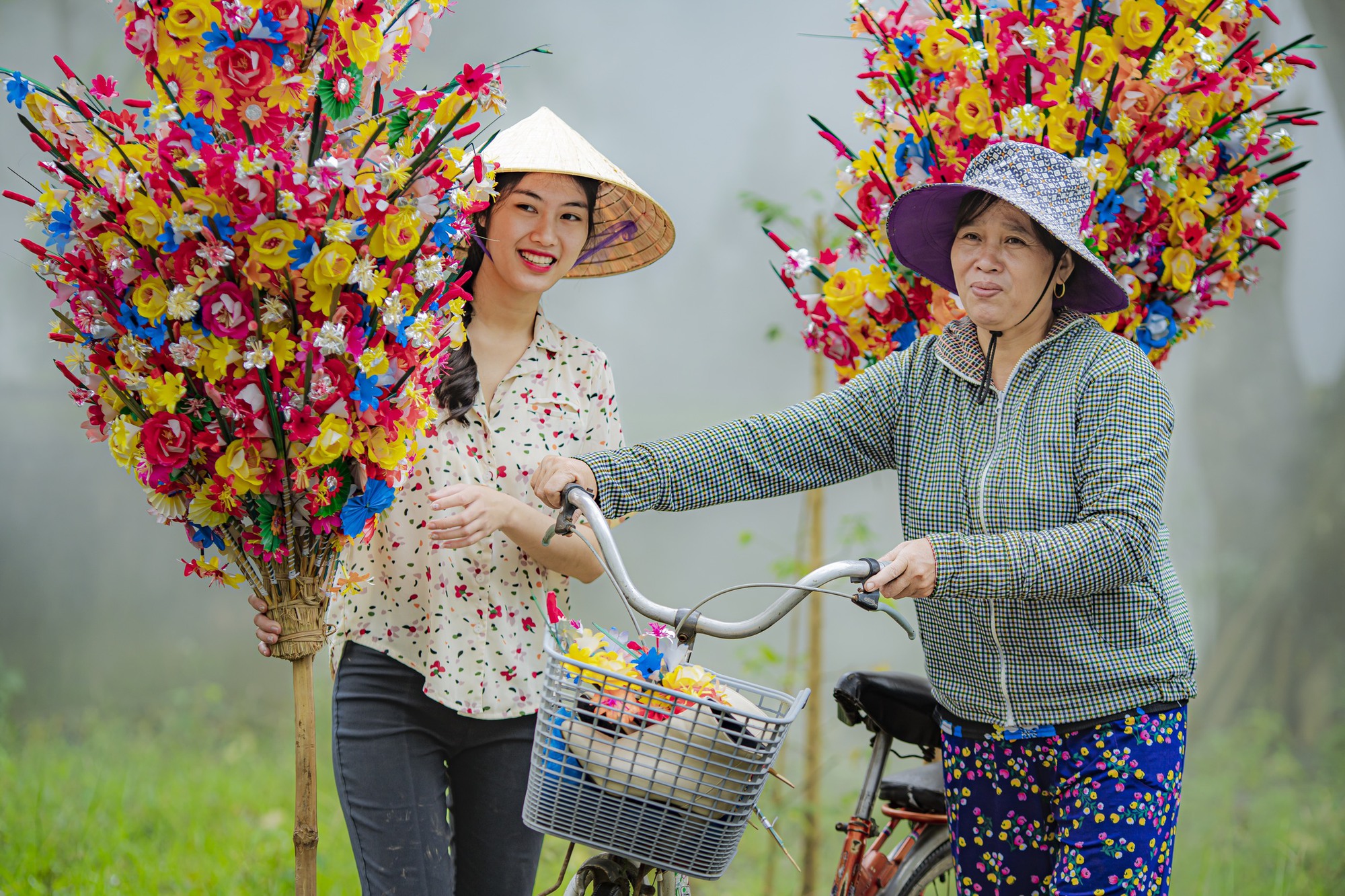 Rộn r&agrave;ng hoa giấy Thanh Ti&ecirc;n - Ảnh 9.