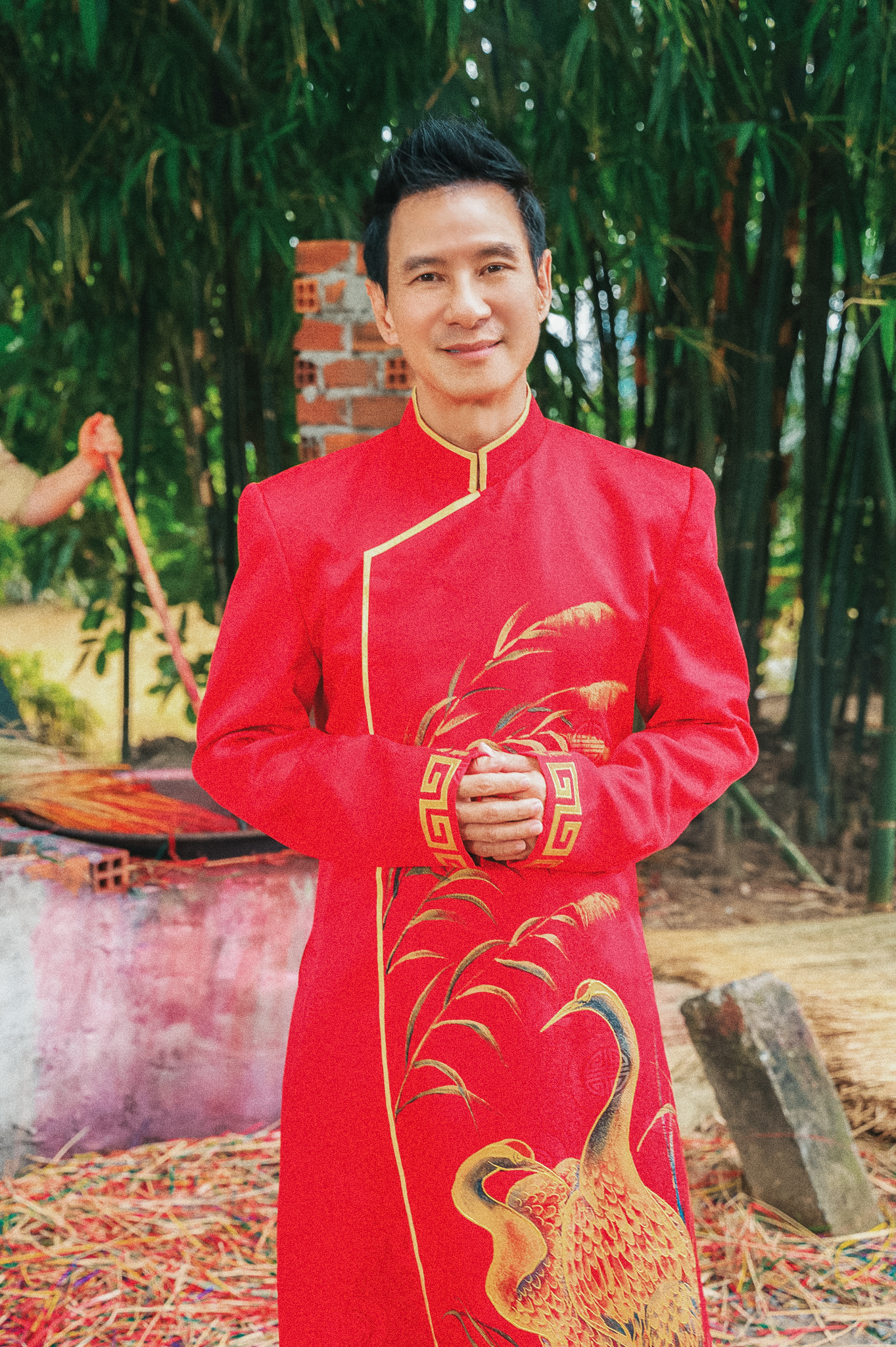 Dàn sao Việt rạng ngời với áo dài Tết - Ảnh 2.