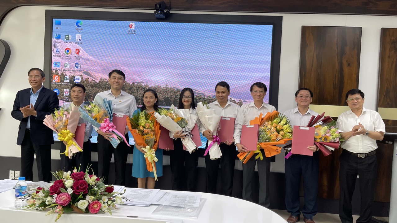 Bổ sung 7 th&agrave;nh vi&ecirc;n Hội đồng Trường ĐH Sư phạm Kỹ thuật TP HCM - Ảnh 1.