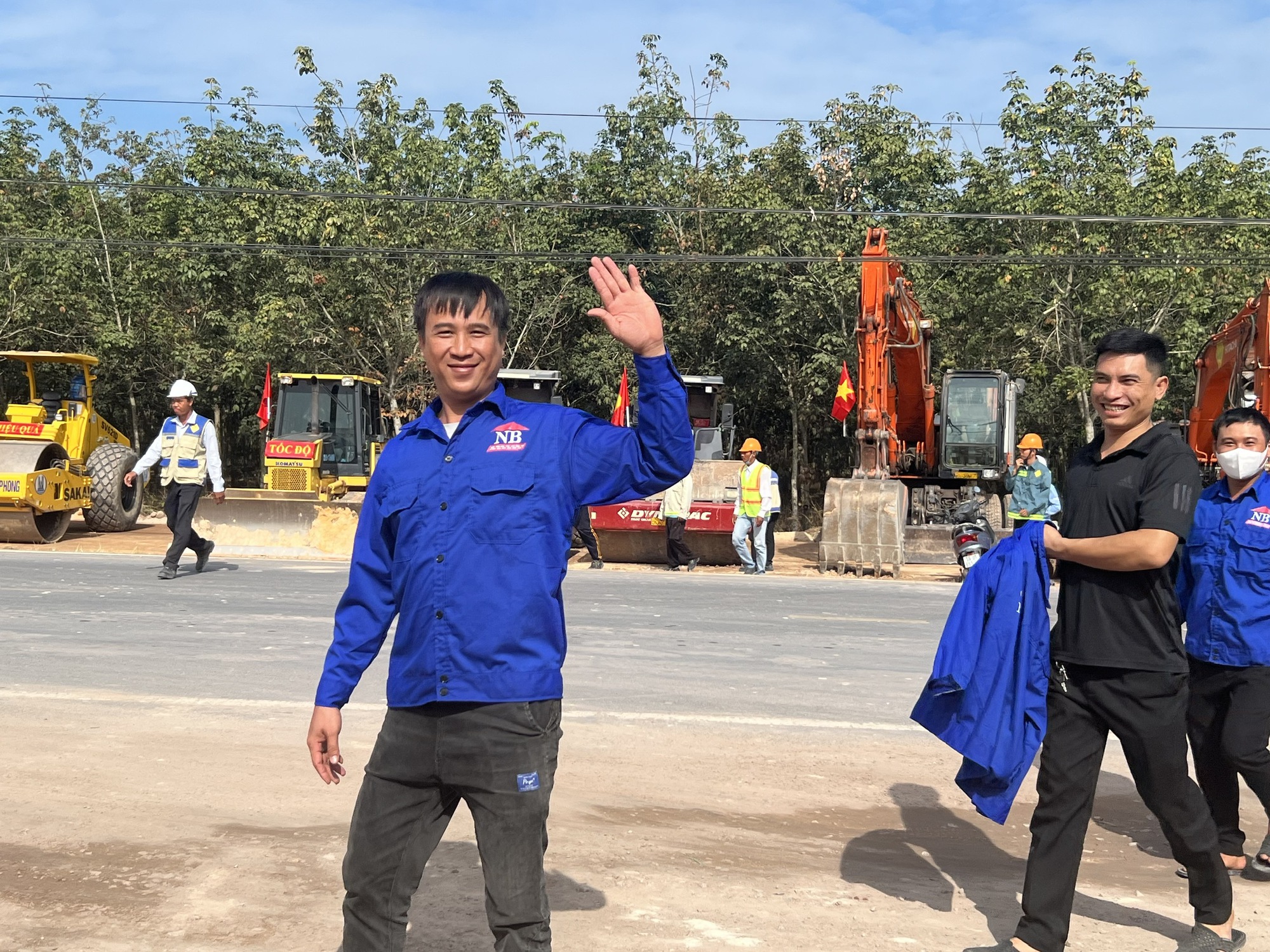 (XUAN ONLINE - CTXH): Trên những công trình trọng điểm ở Bình Dương - Ảnh 6.
