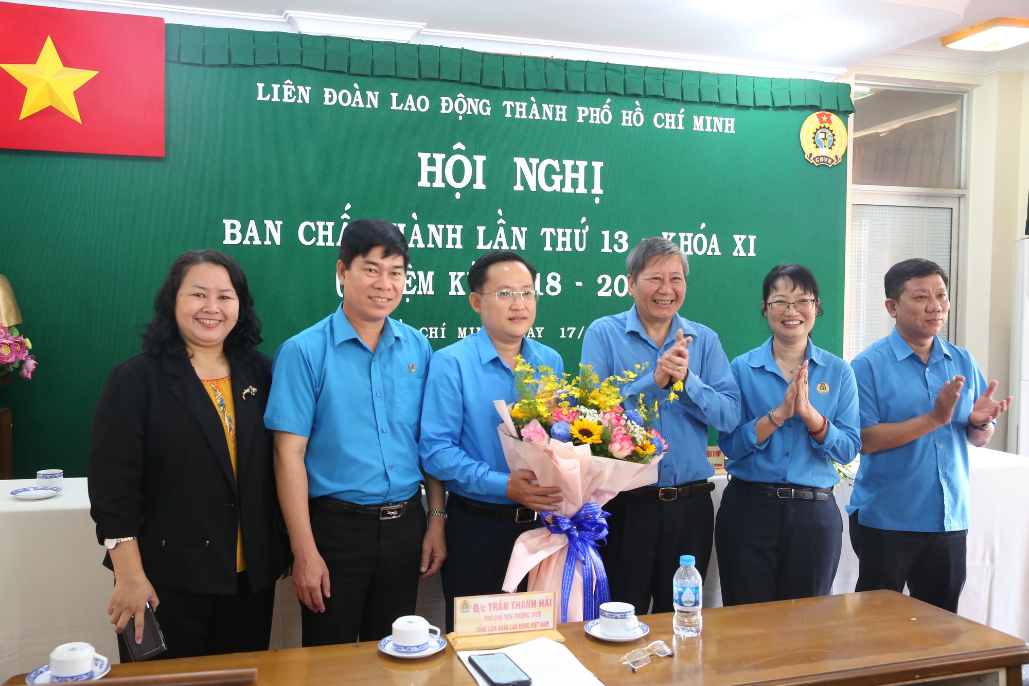 &Ocirc;ng Ph&ugrave;ng Th&aacute;i Quang giữ chức Ph&oacute; Chủ tịch LĐLĐ TP HCM - Ảnh 5.