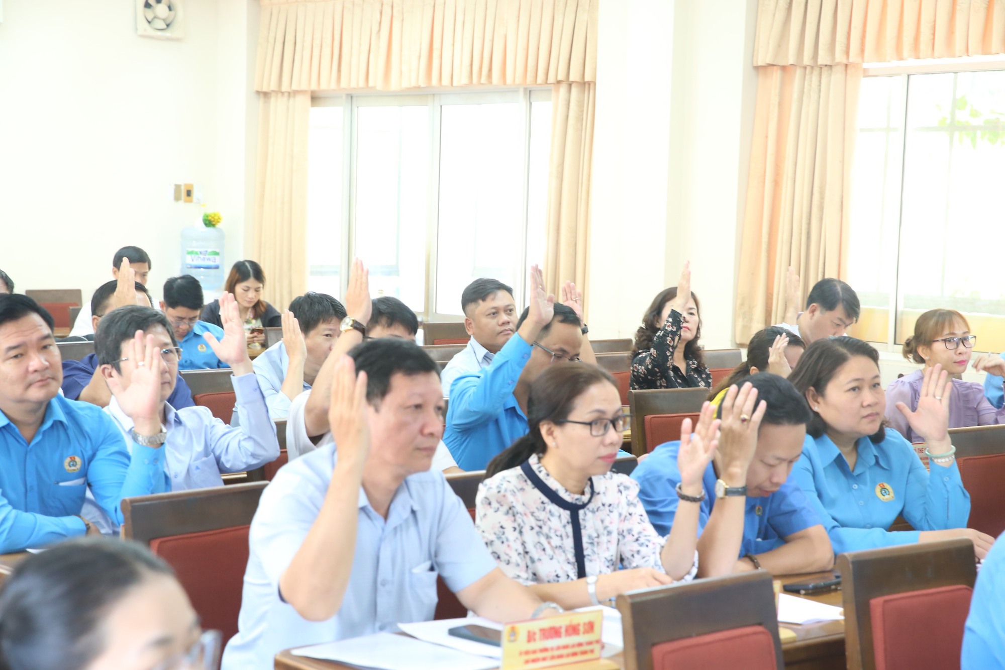 &Ocirc;ng Ph&ugrave;ng Th&aacute;i Quang giữ chức Ph&oacute; Chủ tịch LĐLĐ TP HCM - Ảnh 2.