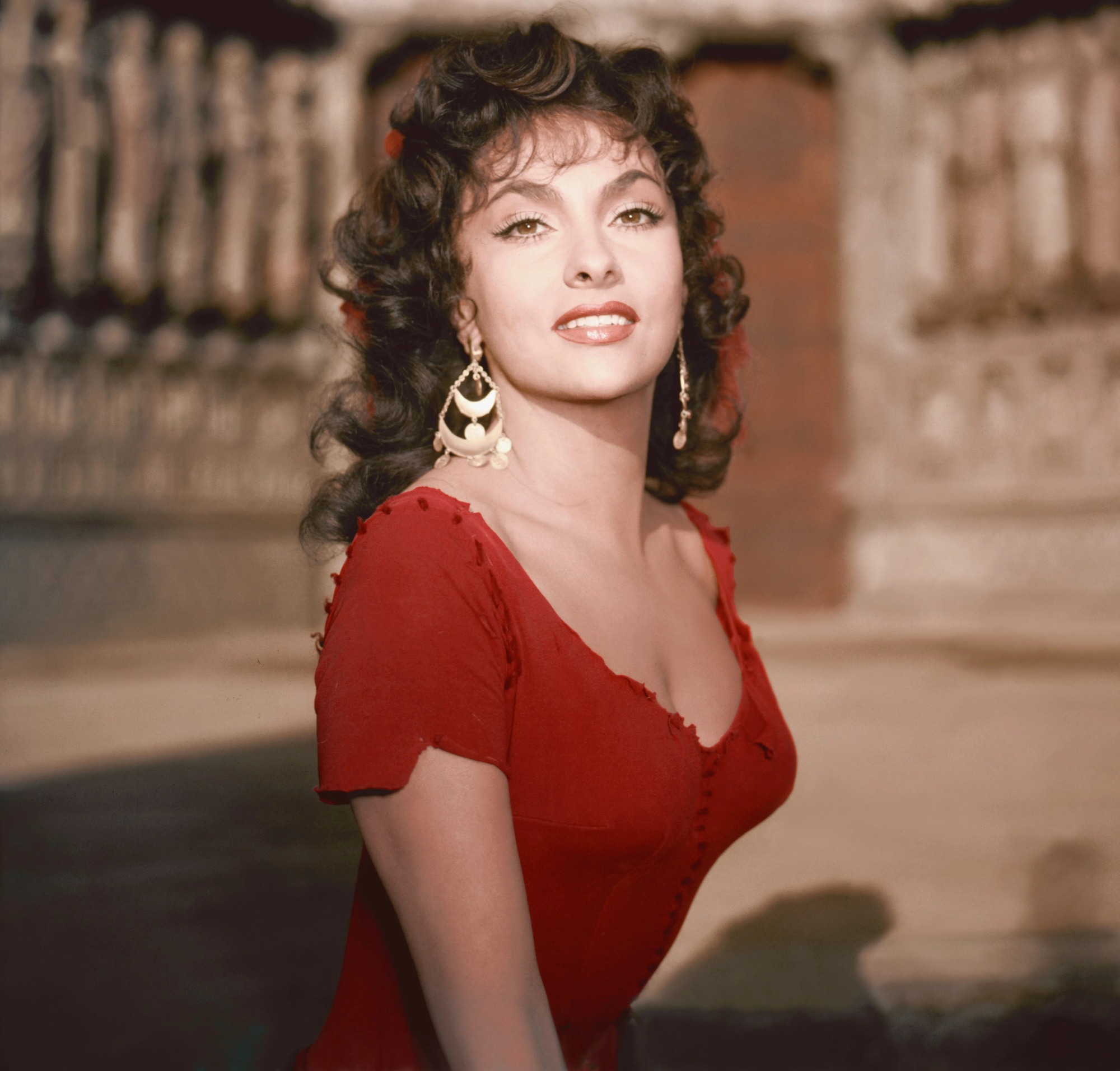 N&agrave;ng Esmeralda trong &ldquo;Thằng g&ugrave; Nh&agrave; thờ Đức B&agrave;&rdquo; năm 1956 qua đời - Ảnh 3.