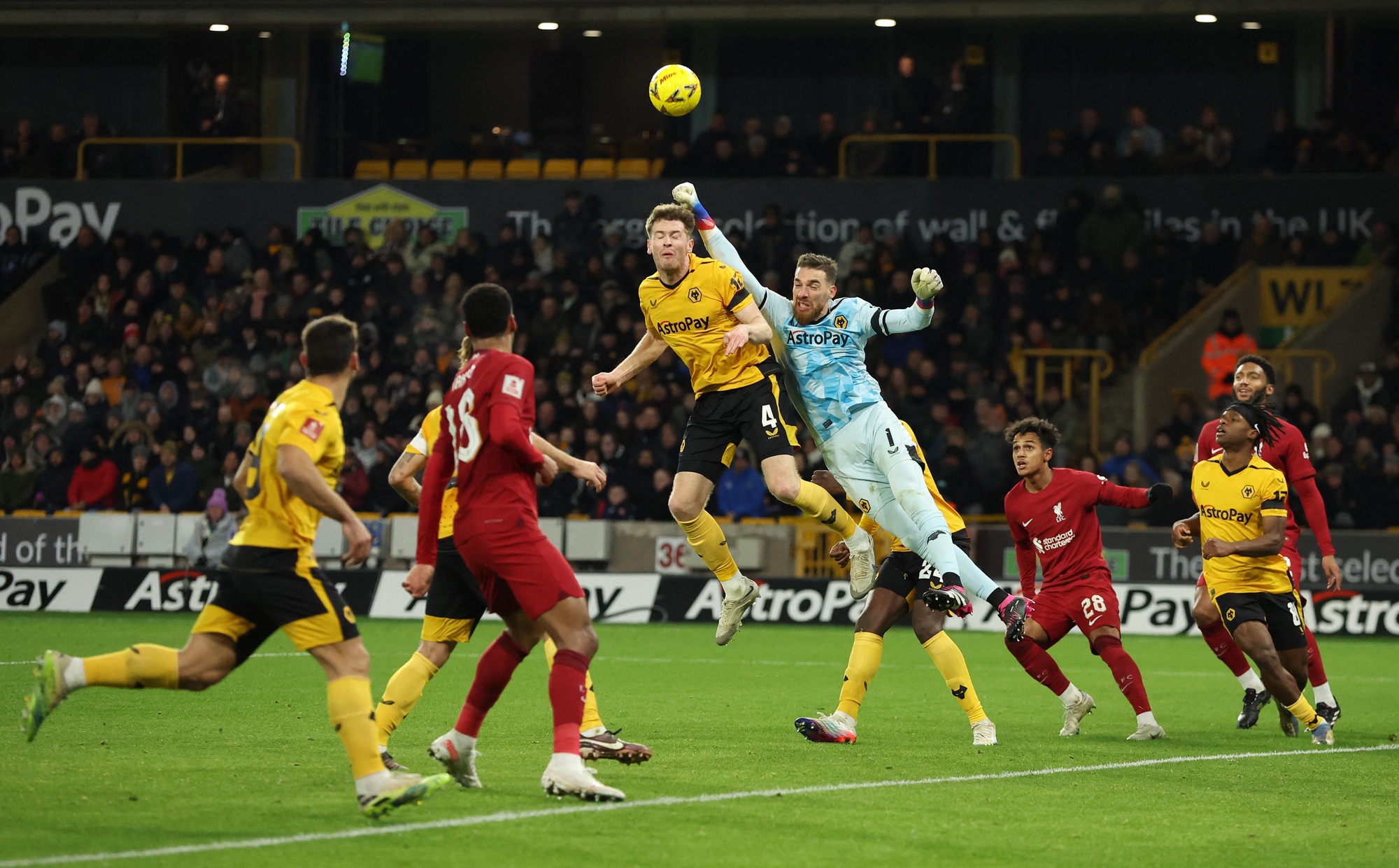 Đội h&igrave;nh 2 lập c&ocirc;ng, Liverpool v&agrave;o v&ograve;ng 4 FA Cup - Ảnh 5.