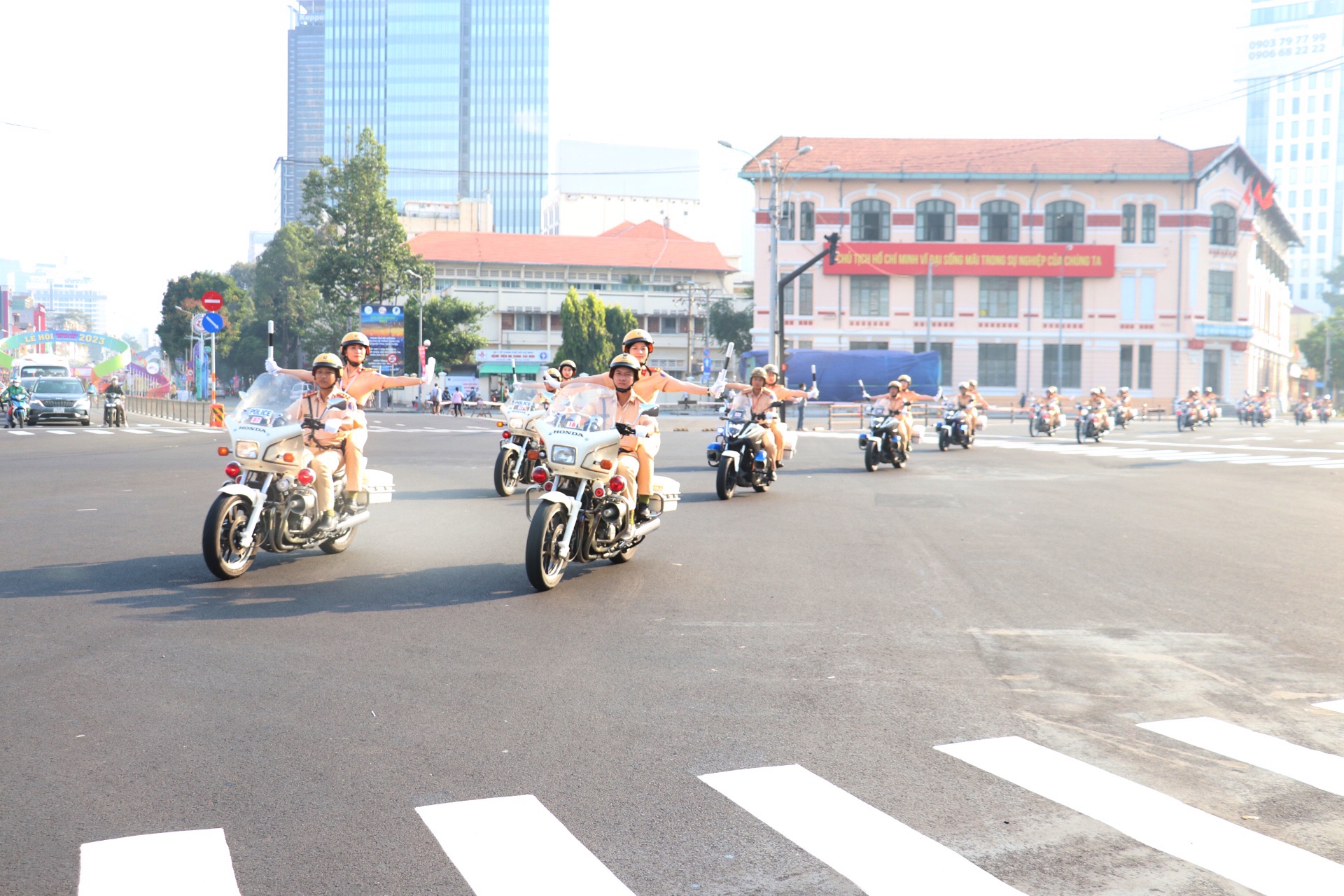 Chi tiết hướng di chuyển trong đêm bắn pháo hoa giao thừa tại TP HCM