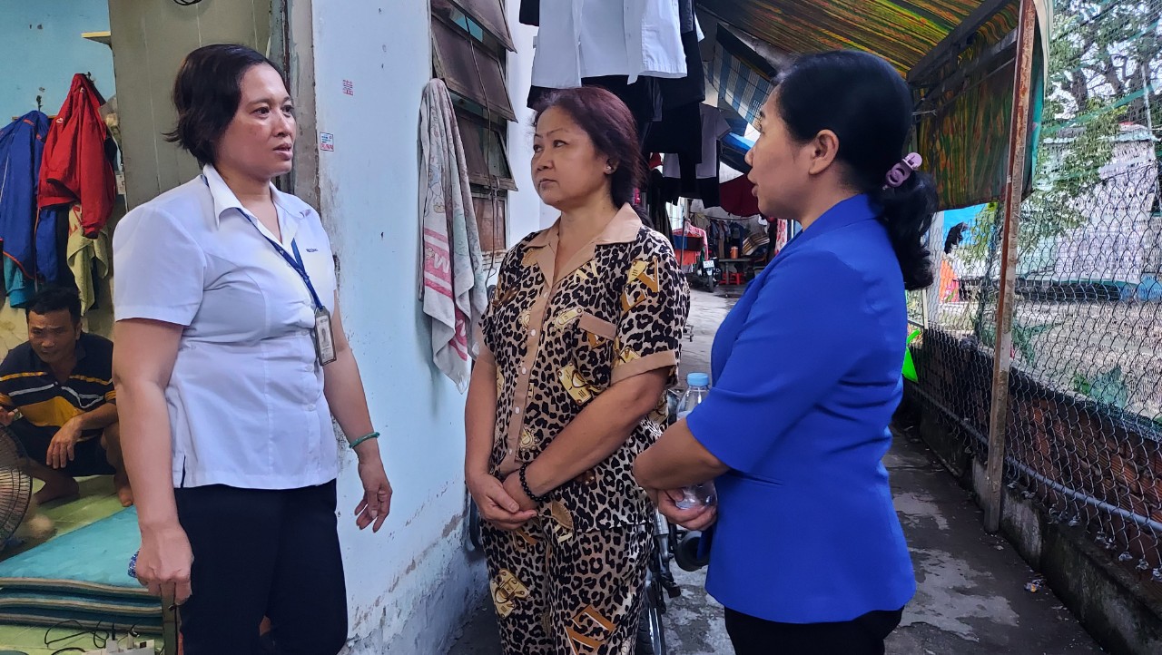 Tết về xóm trọ