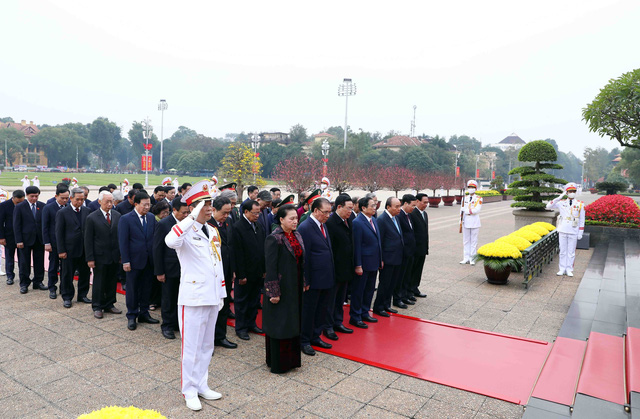 Lãnh đạo Đảng, Nhà nước vào Lăng viếng Chủ tịch Hồ Chí Minh