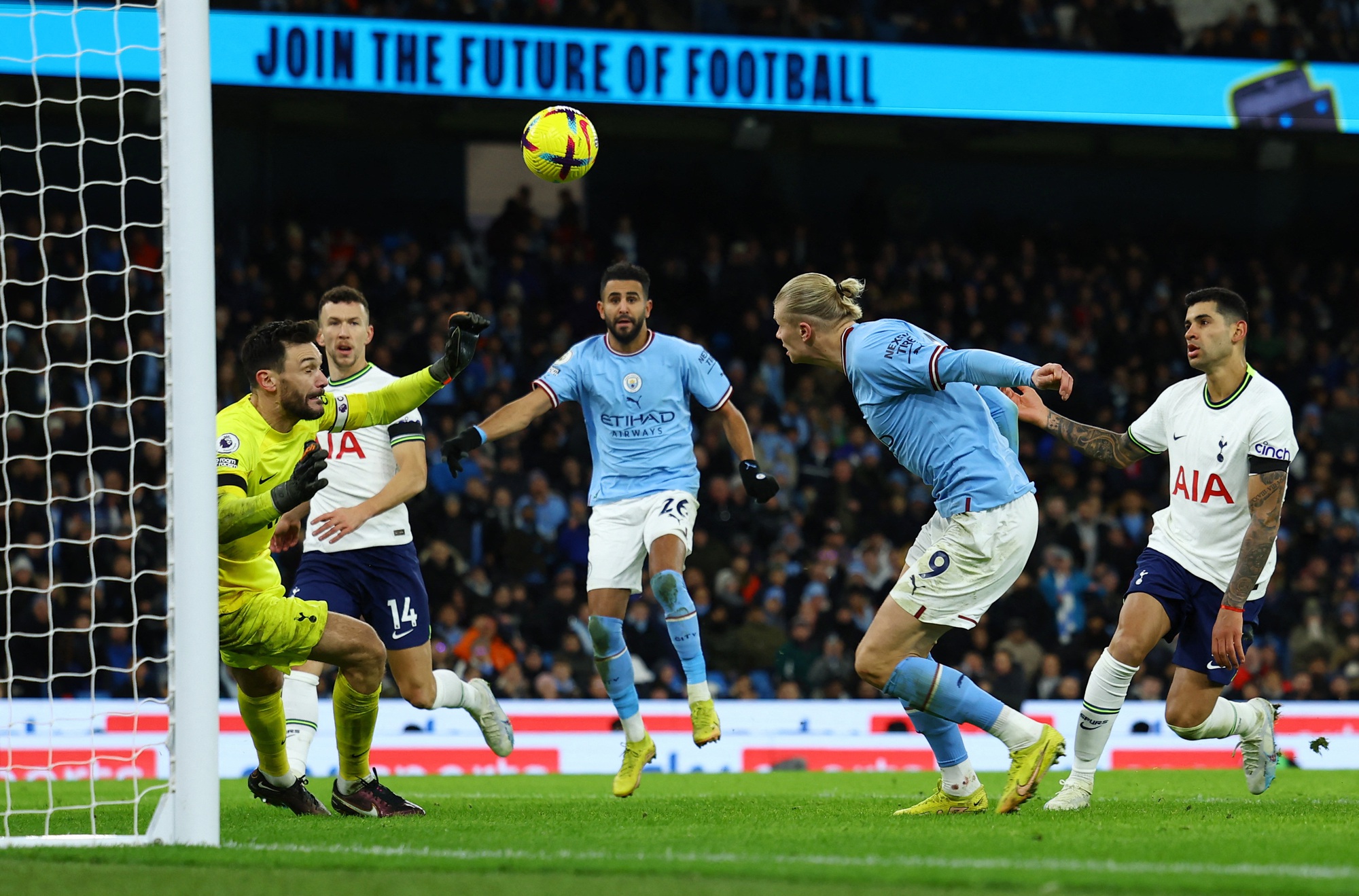 Ngược dòng ngoạn mục, Man City hạ Tottenham bằng mưa bàn thắng - Ảnh 6.