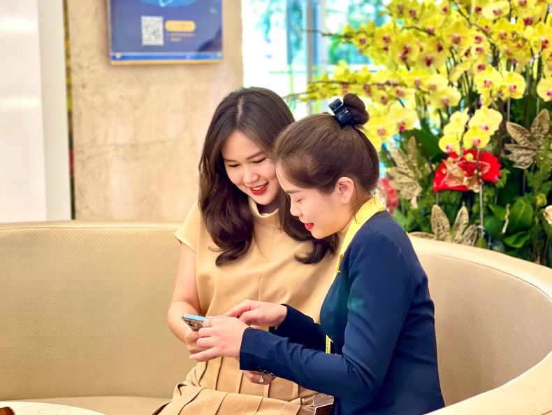 NAM A BANK lì xì online sành điệu - Ảnh 1.