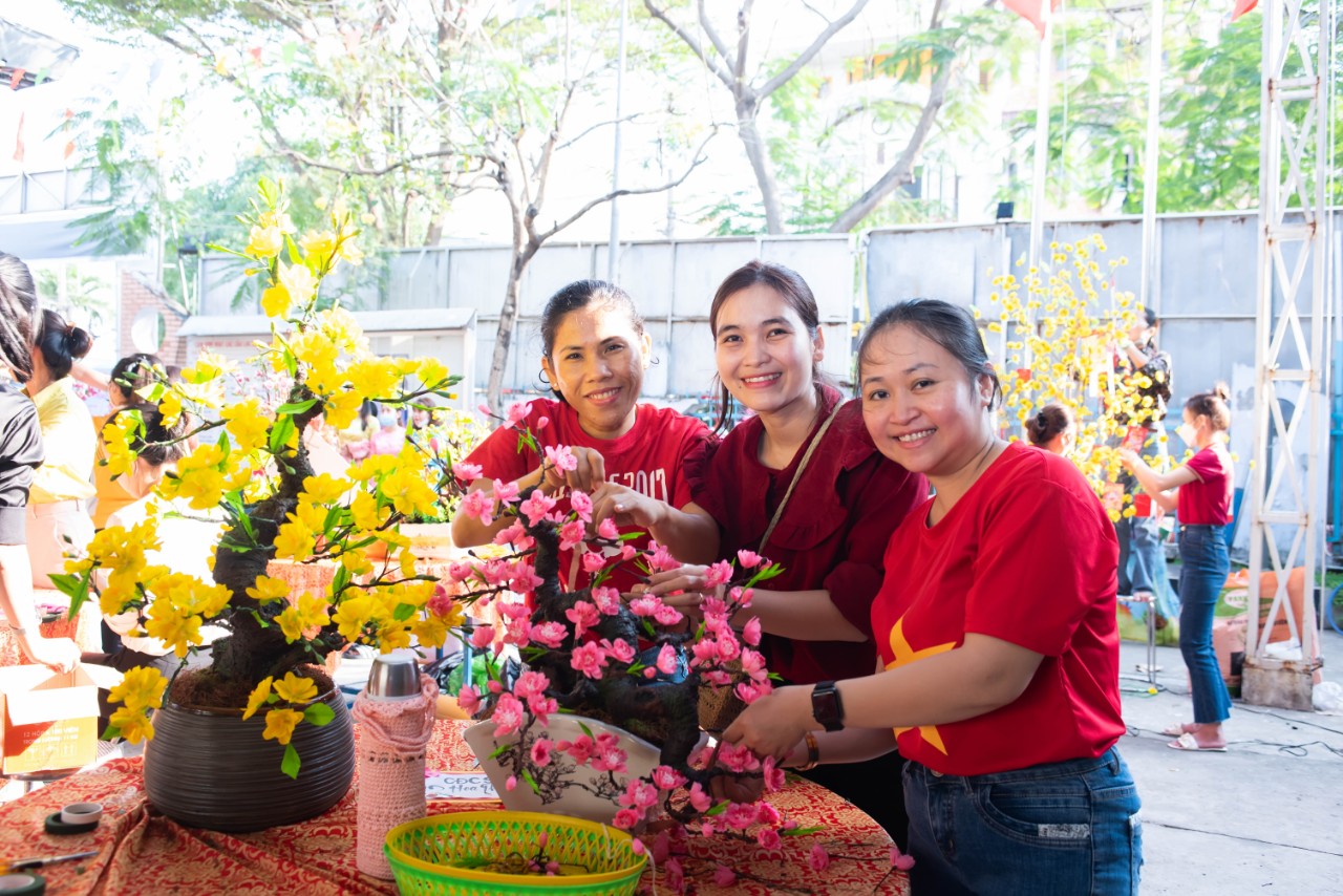 Tết vui cho người lao động