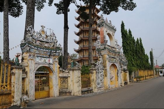 Du xu&acirc;n ở những ng&ocirc;i ch&ugrave;a độc đ&aacute;o v&ugrave;ng Đ&ocirc;ng Nam bộ - Ảnh 6.