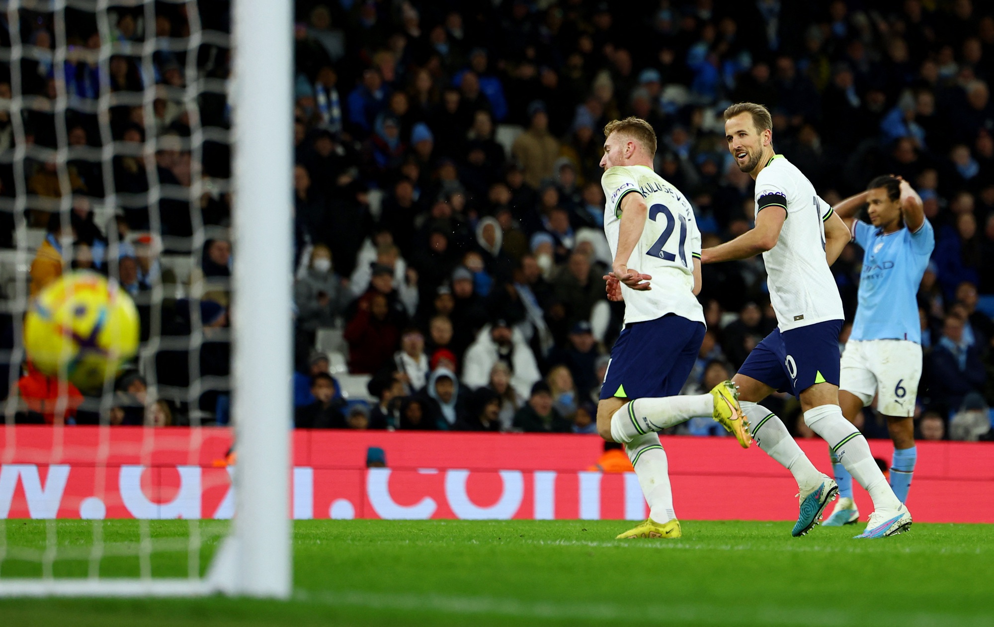 Ngược dòng ngoạn mục, Man City hạ Tottenham bằng mưa bàn thắng - Ảnh 3.