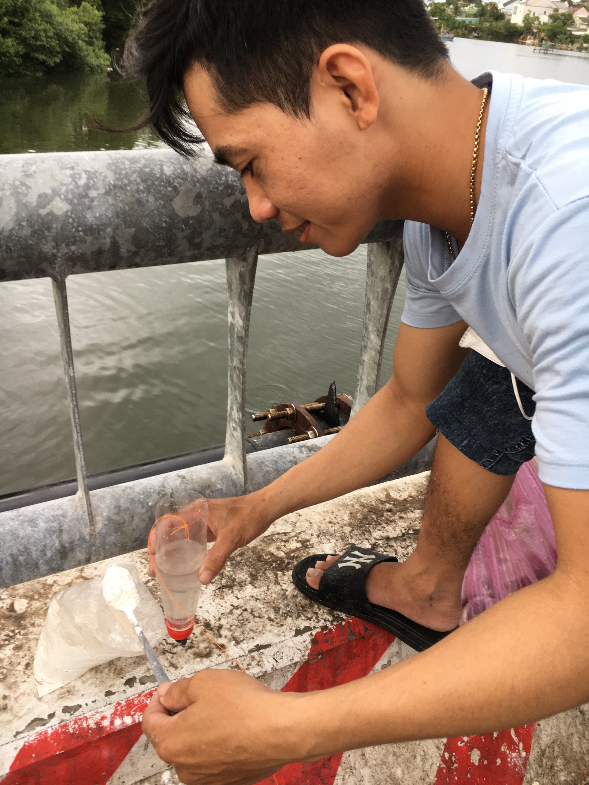 ĐẦU XU&Acirc;N, RA PHAN THIẾT C&Acirc;U C&Aacute; ĐỐI - Ảnh 3.