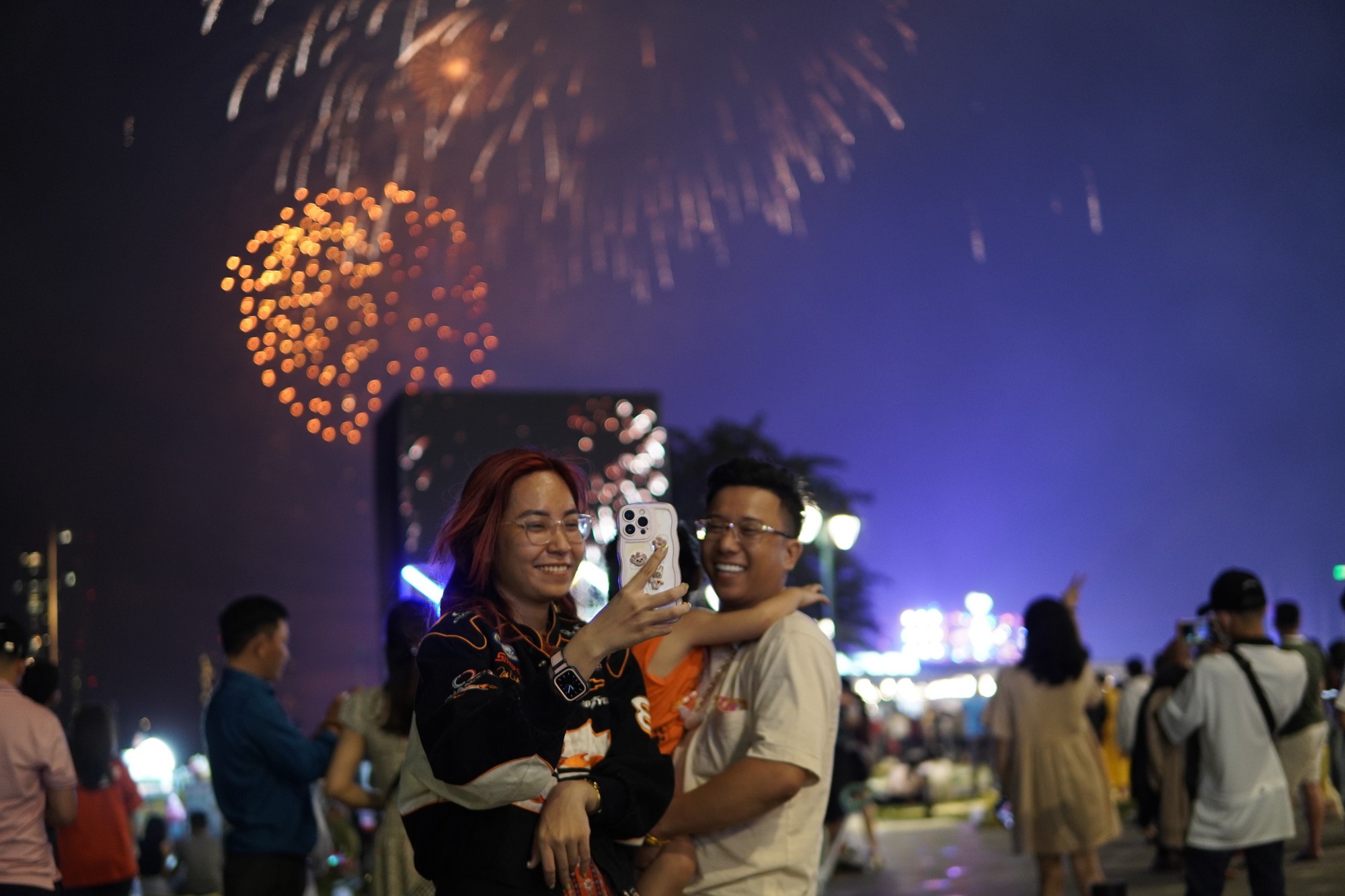 M&atilde;n nh&atilde;n m&agrave;n ph&aacute;o hoa đ&oacute;n xu&acirc;n Q&uacute;y M&atilde;o ở TP HCM - Ảnh 13.