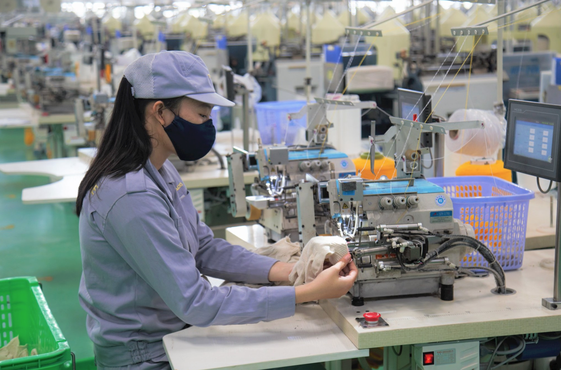 Thị trường lao động năm 2022 với nhiều thách thức