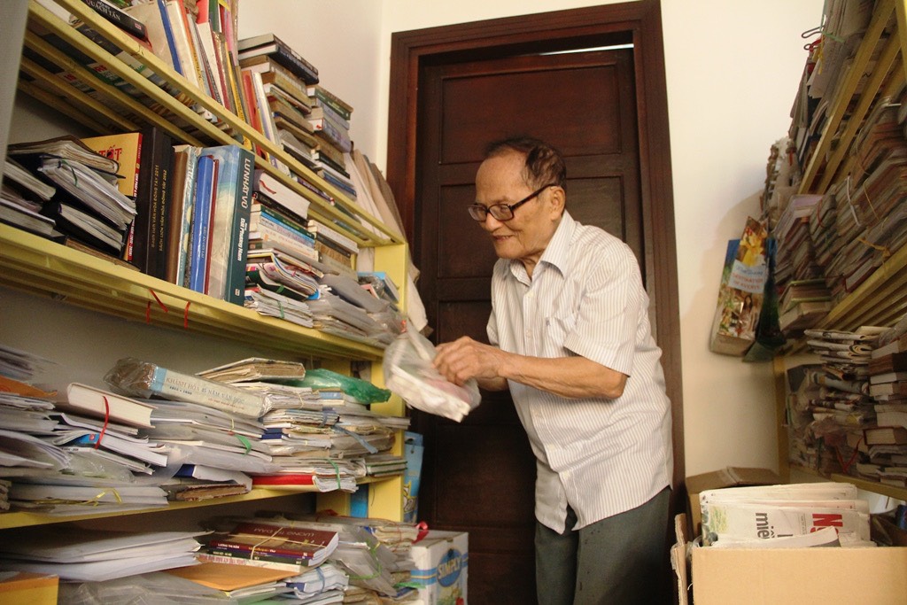 Nh&agrave; thơ Giang Nam qua đời s&aacute;ng m&ugrave;ng 2 Tết - Ảnh 1.