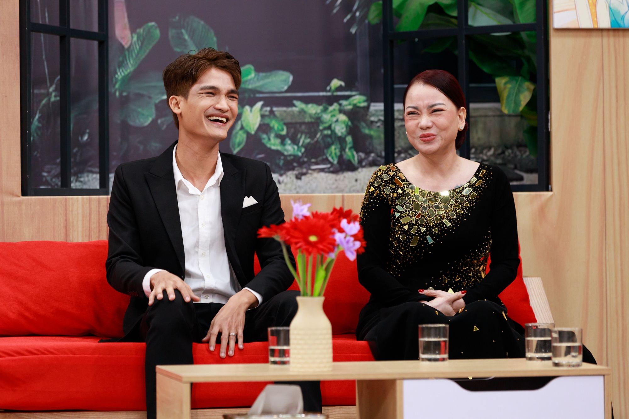 Ấn tượng về Mạc Văn Khoa của mẹ vợ ngày đầu ra mắt khiến Quyền Linh bật ngửa