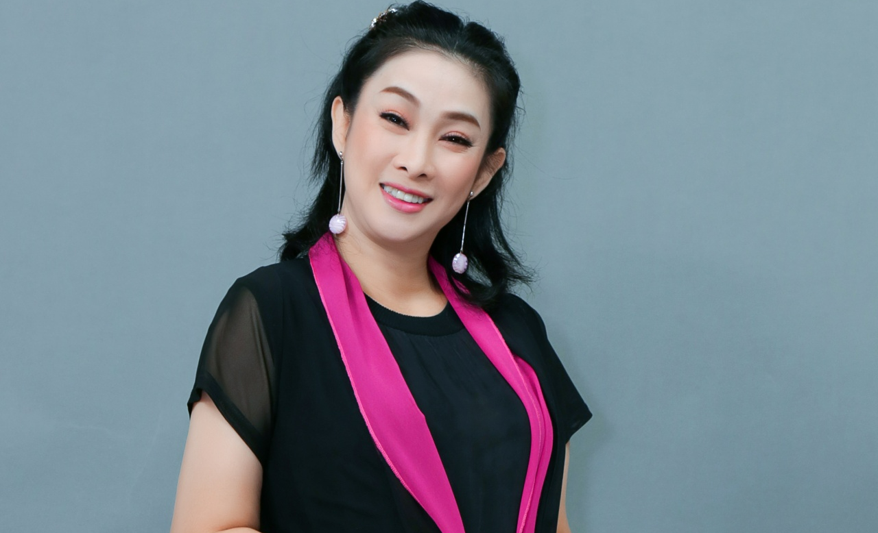 Diễn viên Mai Phượng kể chuyện đóng cảnh "nóng" táo bạo