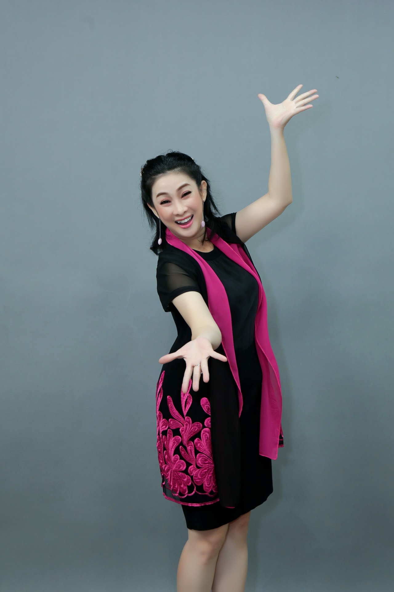 Diễn vi&ecirc;n Mai Phượng kể chuyện đ&oacute;ng cảnh n&oacute;ng t&aacute;o bạo - Ảnh 2.