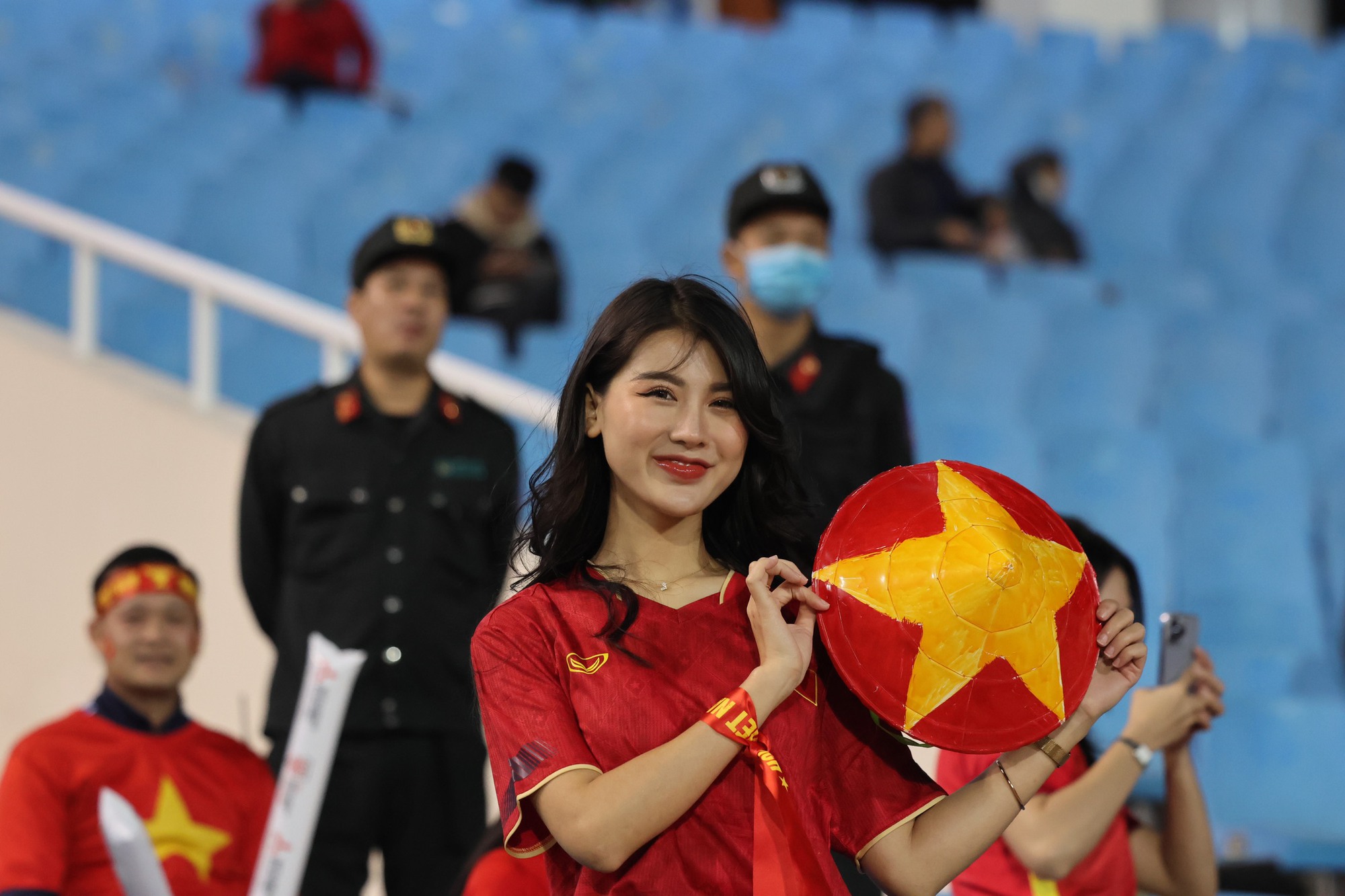 undefined - Ảnh 1.