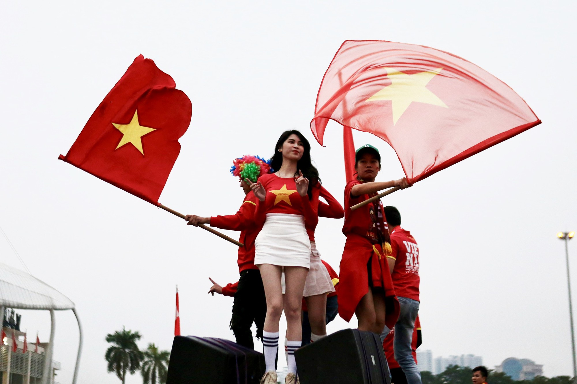 CLIP: "Nóng" trước giờ diễn ra trận Việt Nam - Myanmar