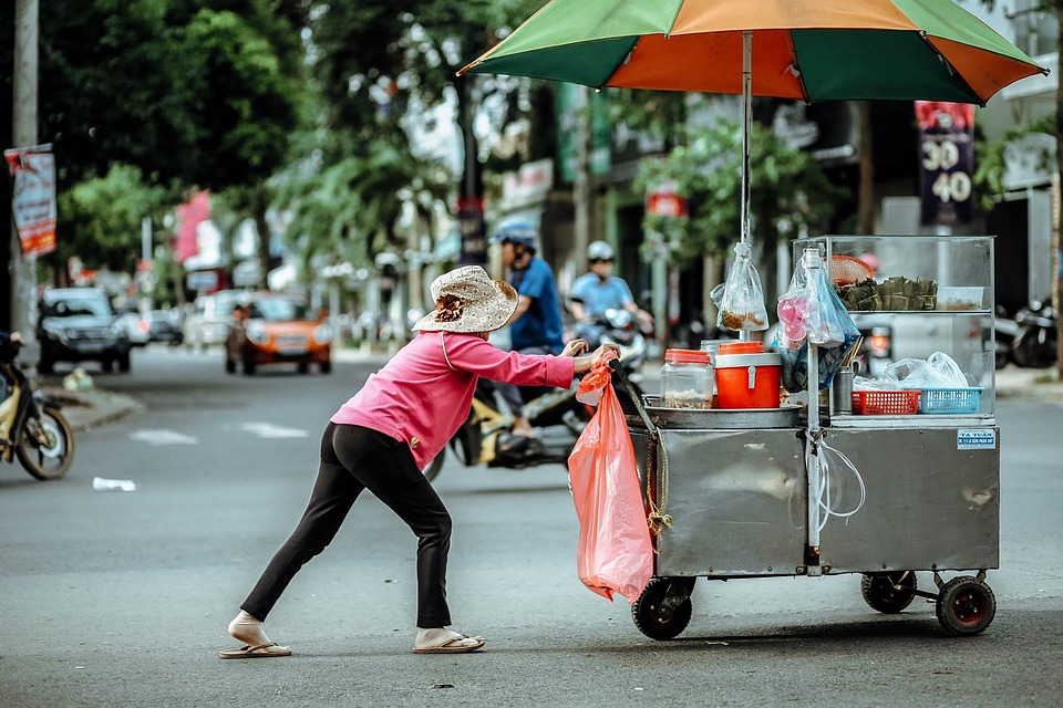Cần có giải pháp tốt nhất cho hàng rong