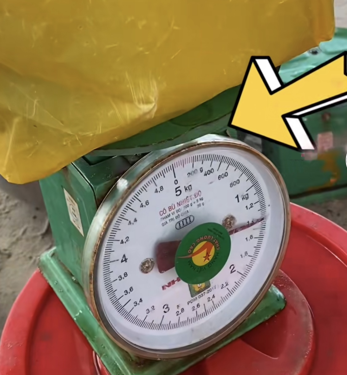 C&acirc;n đi&ecirc;u&rdquo; hải sản ở Mũi N&eacute;, địa phương đề nghị th&aacute;o dỡ lều qu&aacute;n - Ảnh 1.