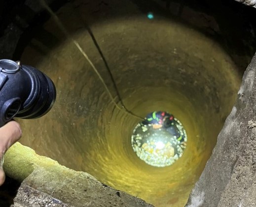 Báo động tình trạng rơi xuống giếng tưới cà phê do không che chắn - Ảnh 2.