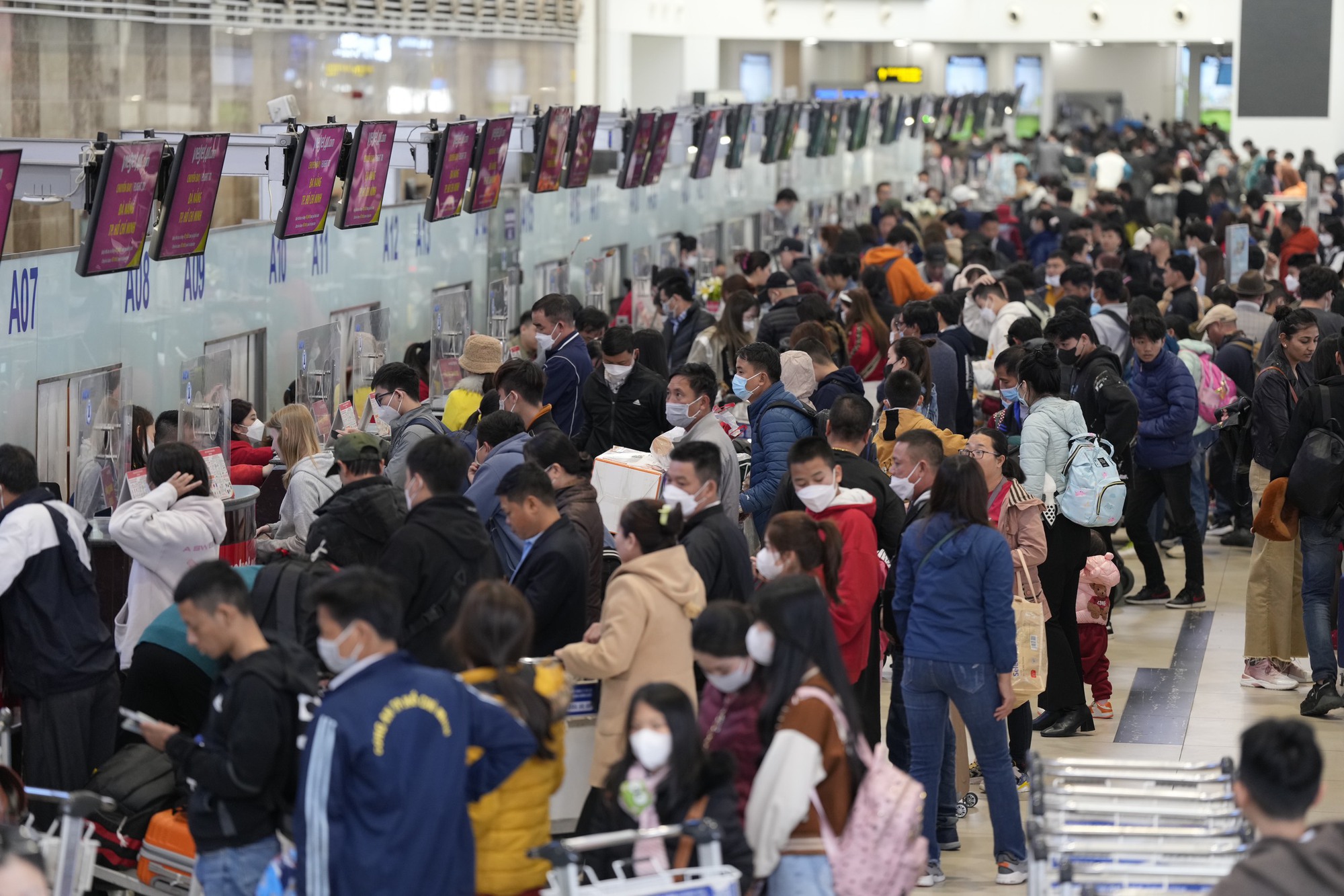 Hãng hàng không nào bay đúng giờ nhất tháng đầu năm 2023?