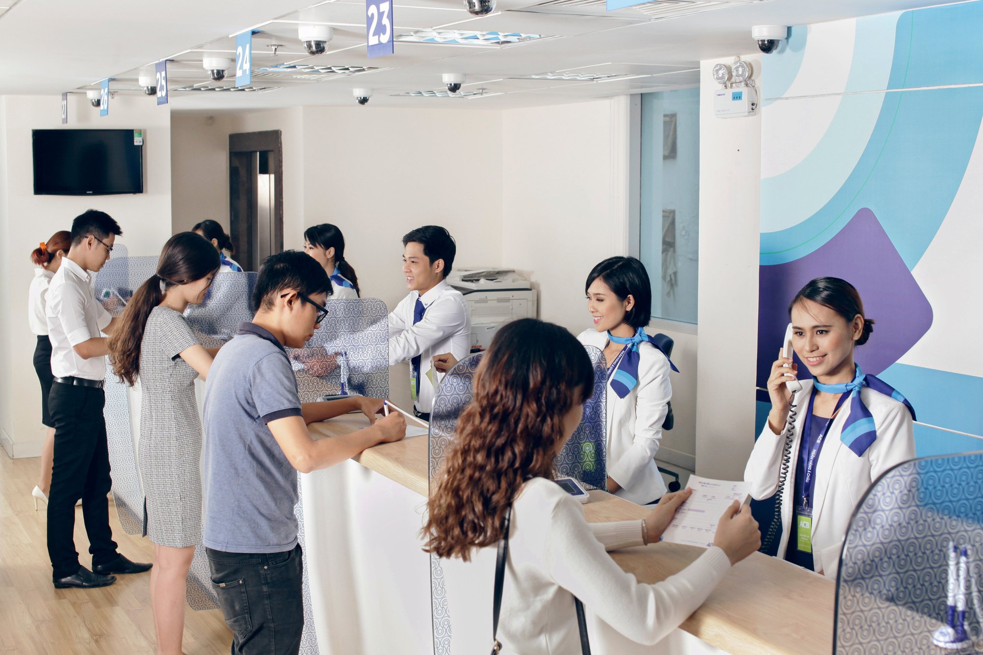 ACB quy mô tăng trưởng vượt trội, tỉ lệ nợ xấu dưới 1% liên tiếp 7 năm