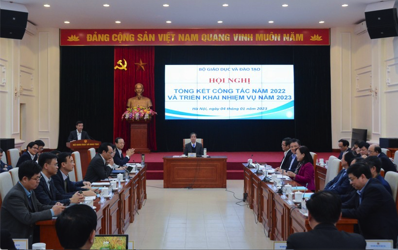 Năm 2023: ưu ti&ecirc;n điều chỉnh c&aacute;c quy định về chế độ, ch&iacute;nh s&aacute;ch đối với gi&aacute;o vi&ecirc;n - Ảnh 2.