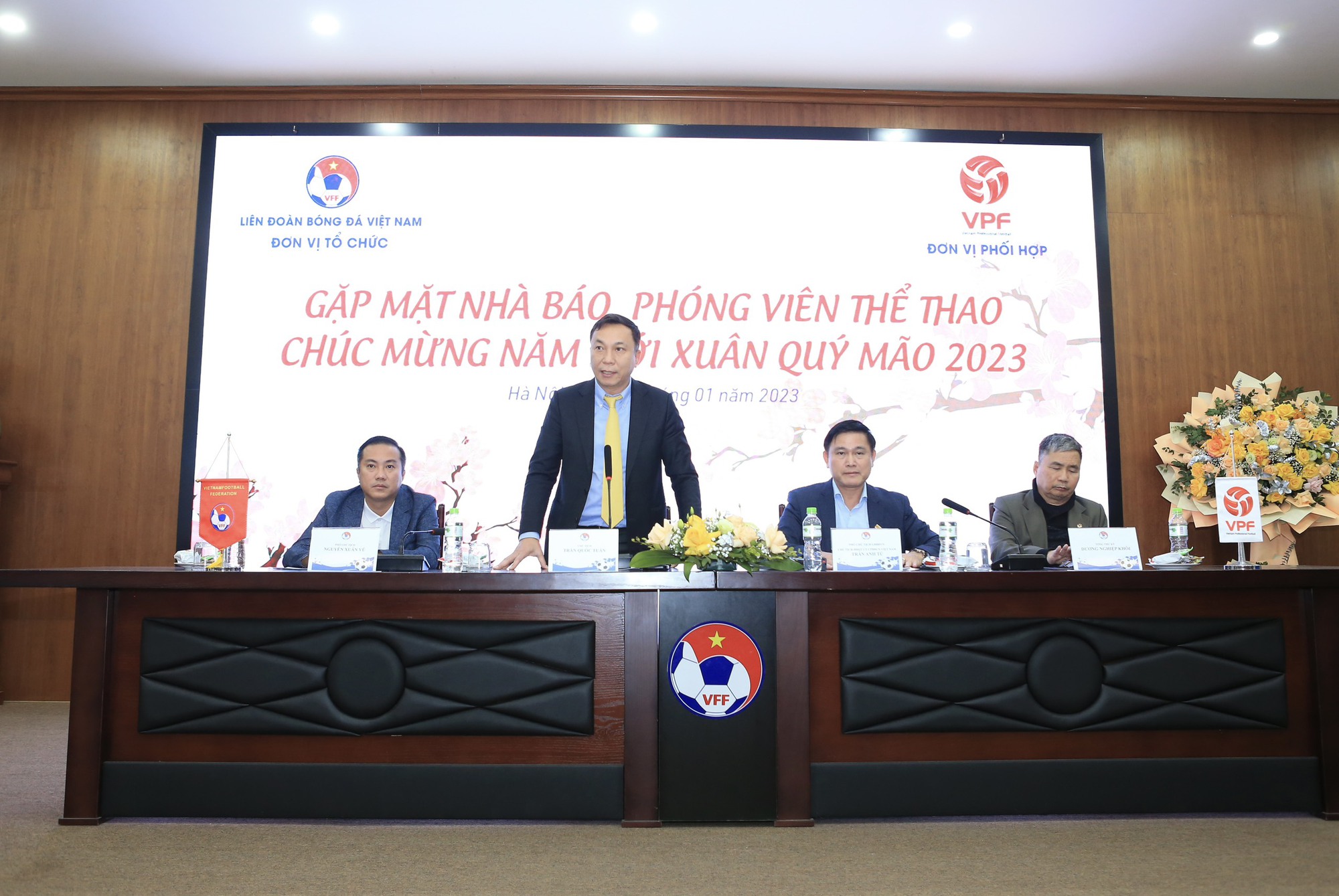 VFF: Cần nhiều tiền để tuyển HLV giỏi thay thế &ocirc;ng Park Hang-seo - Ảnh 2.