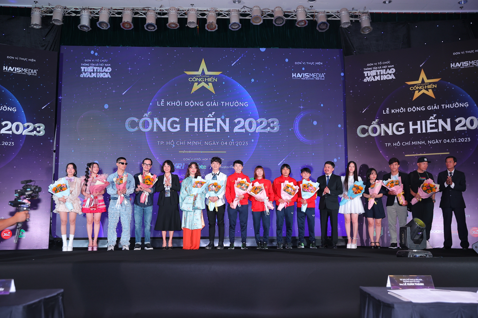 Giải thưởng Cống hiến lần đầu c&oacute; hạng mục vinh danh thể thao - Ảnh 1.