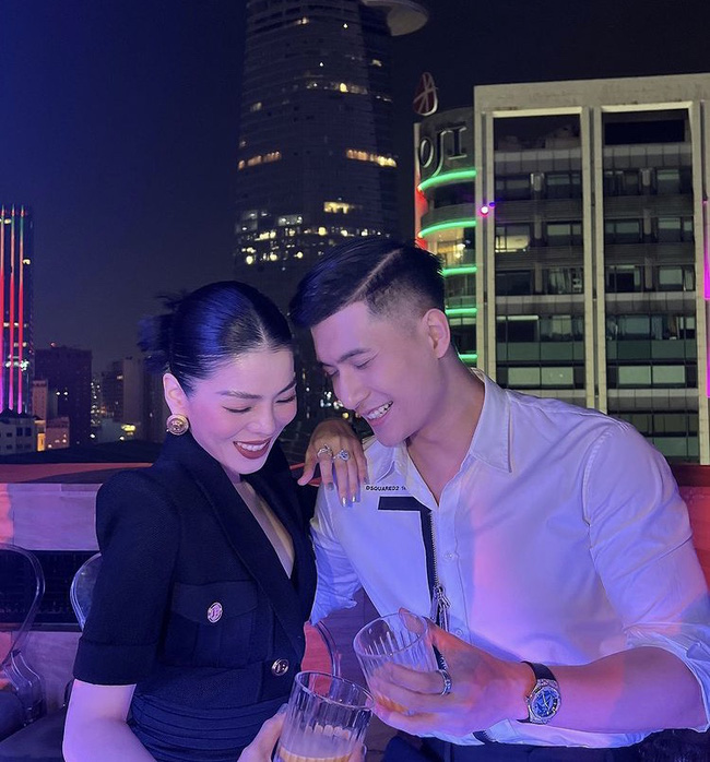 T&igrave;nh trẻ Lệ Quy&ecirc;n viết t&acirc;m thư cho người t&igrave;nh - Ảnh 2.