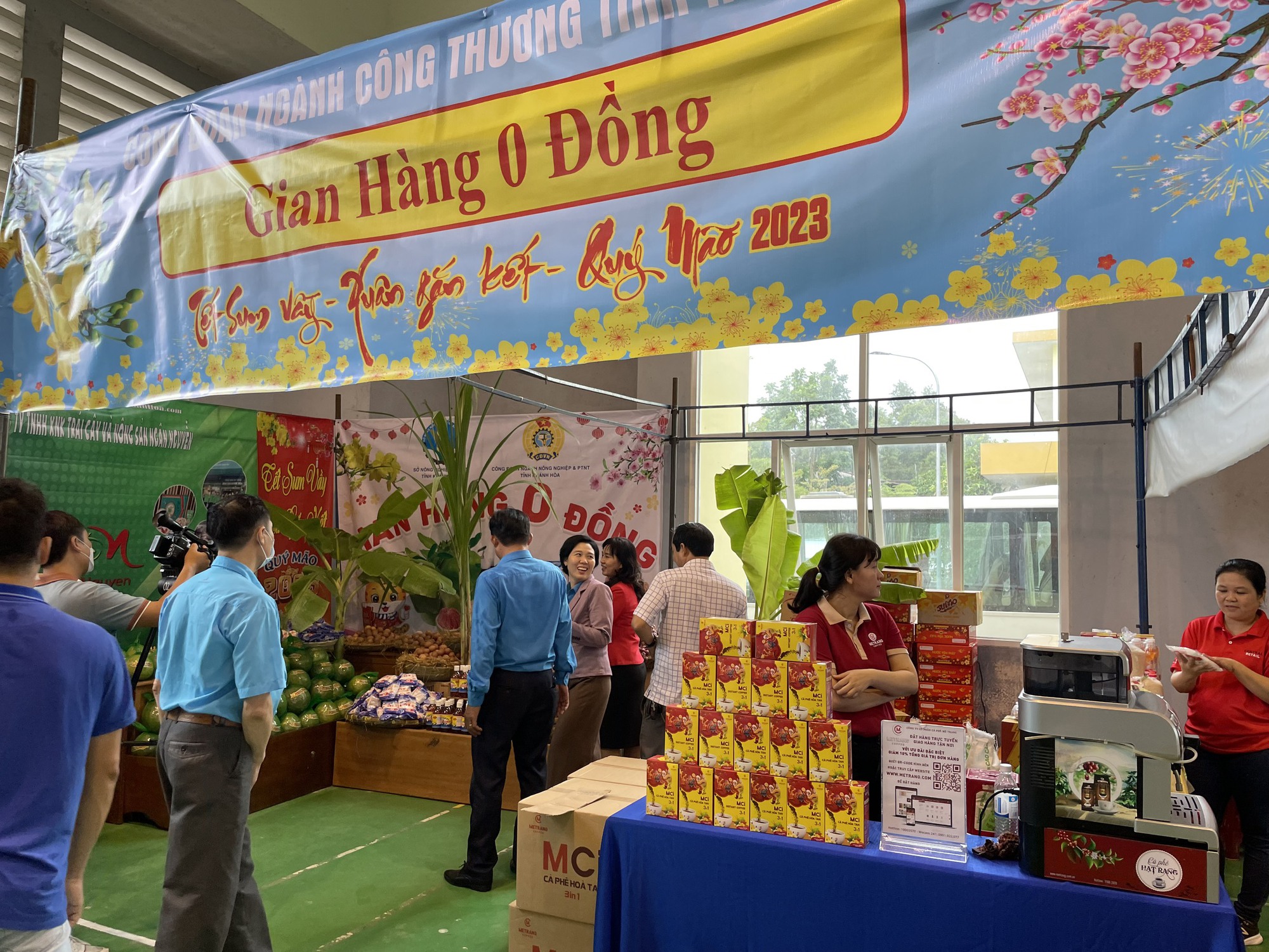 Kh&aacute;nh H&ograve;a: Mang Tết đến người lao động kh&oacute; khăn - Ảnh 7.