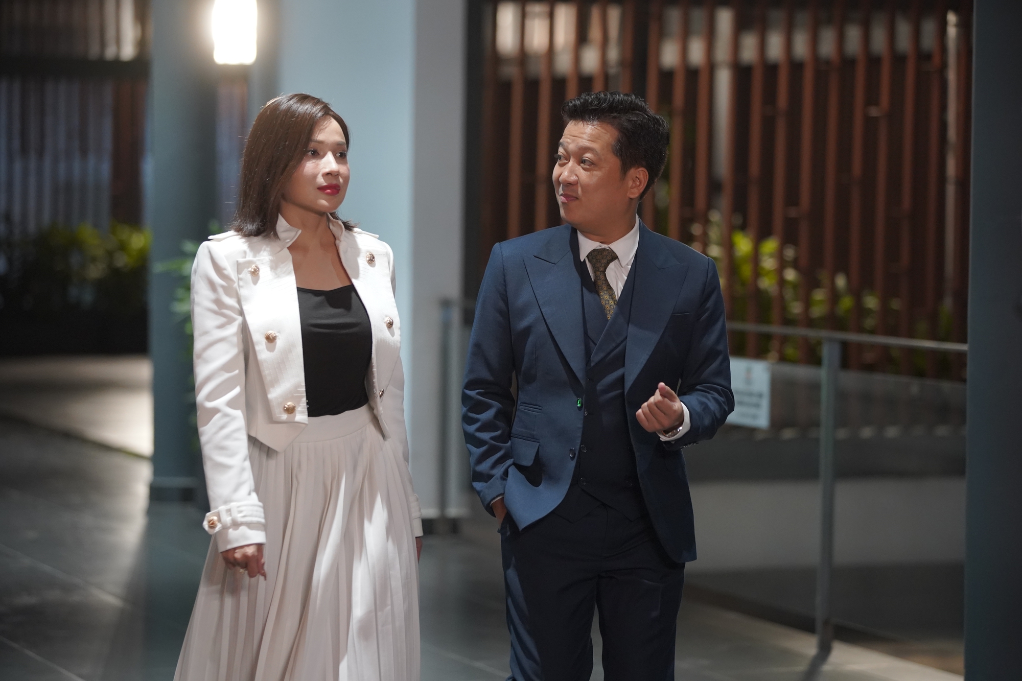 Khả Như hóa “nữ cường”, liên tục đối đầu Trường Giang - Ảnh 5.