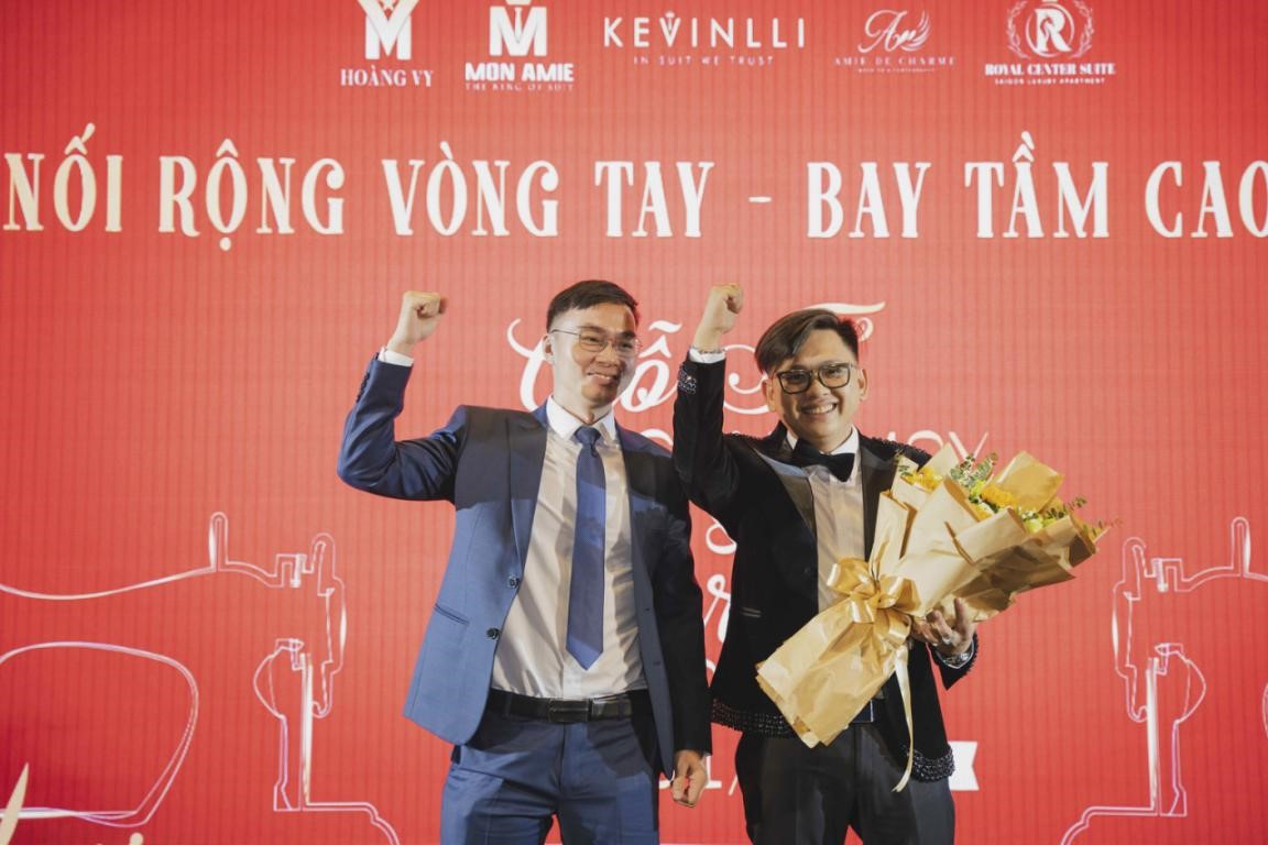D&agrave;n Sao Việt khoe sắc trong đại tiệc Year And Party của thương hiệu Suit Mon Amie - Ảnh 12.