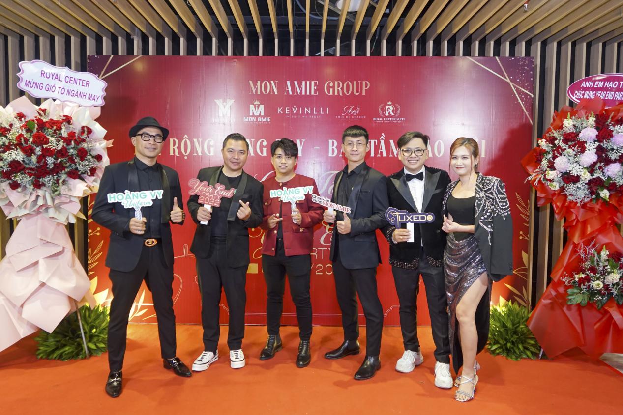 D&agrave;n Sao Việt khoe sắc trong đại tiệc Year And Party của thương hiệu Suit Mon Amie - Ảnh 2.