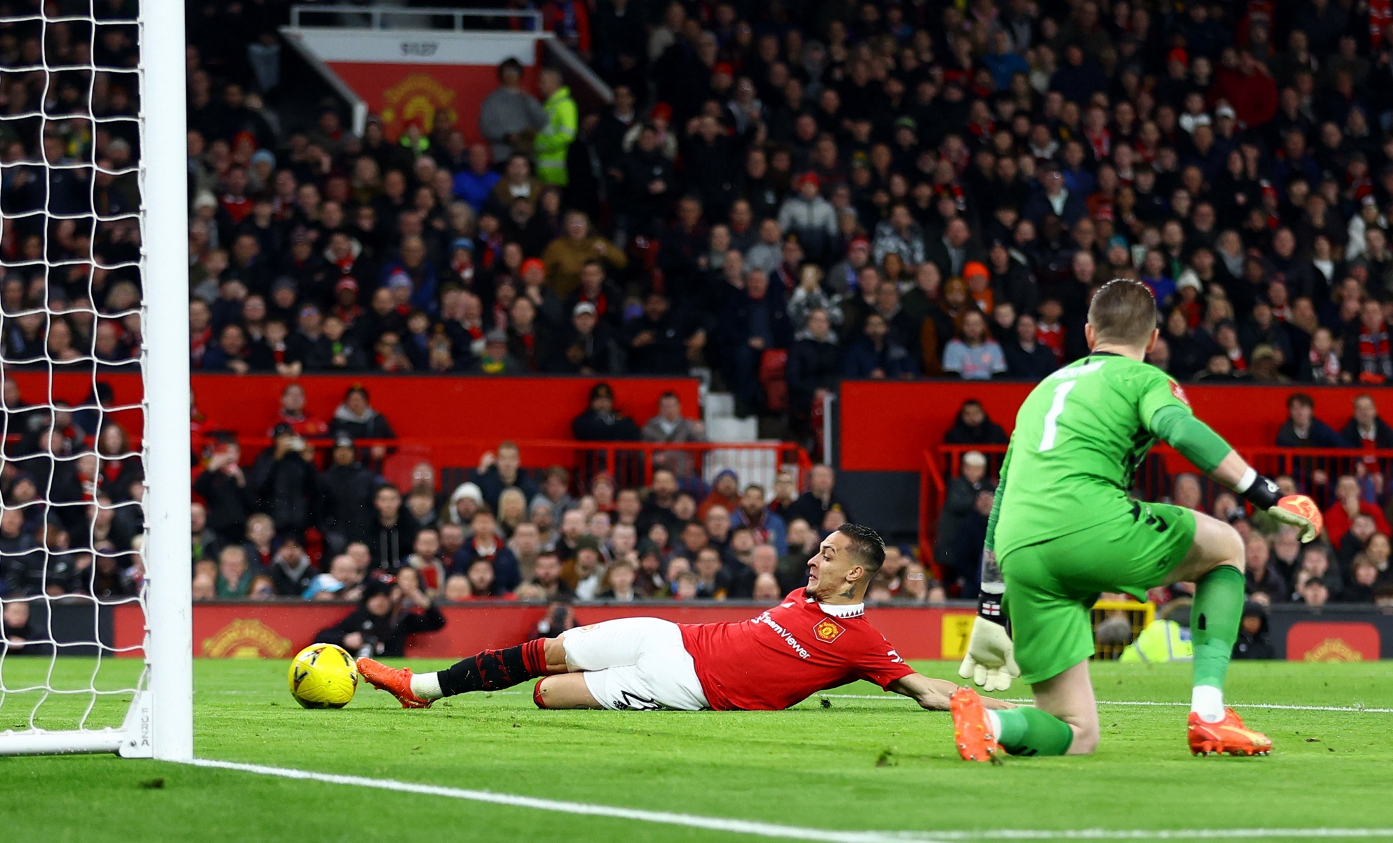 Marcus Rashford bùng nổ, Man United thẳng tiến vòng 4 FA Cup - Ảnh 2.