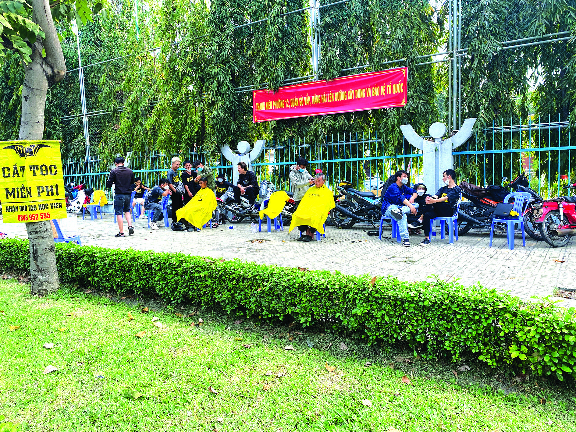 Mở lòng với tứ phương