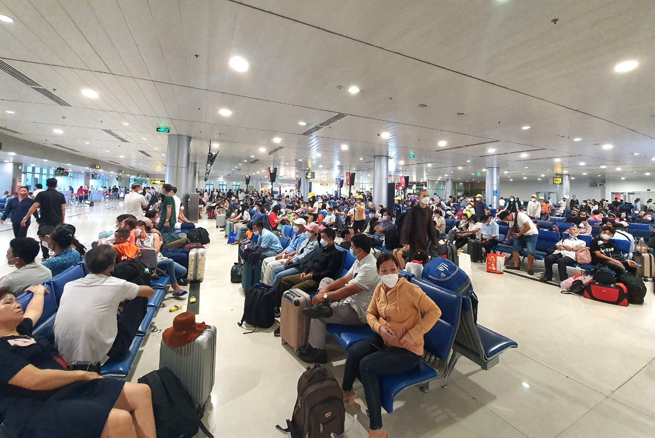 Sân bay Tân Sơn Nhất thêm giải pháp ứng phó cao điểm dịp Tết